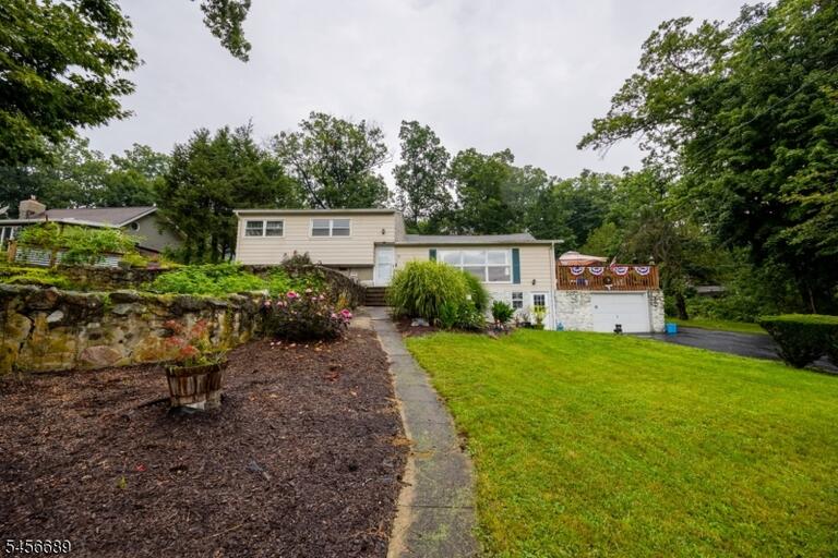 Property listing MLS 4049471 photo 26