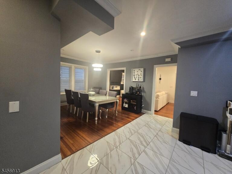 Property listing MLS 4049484 photo 5