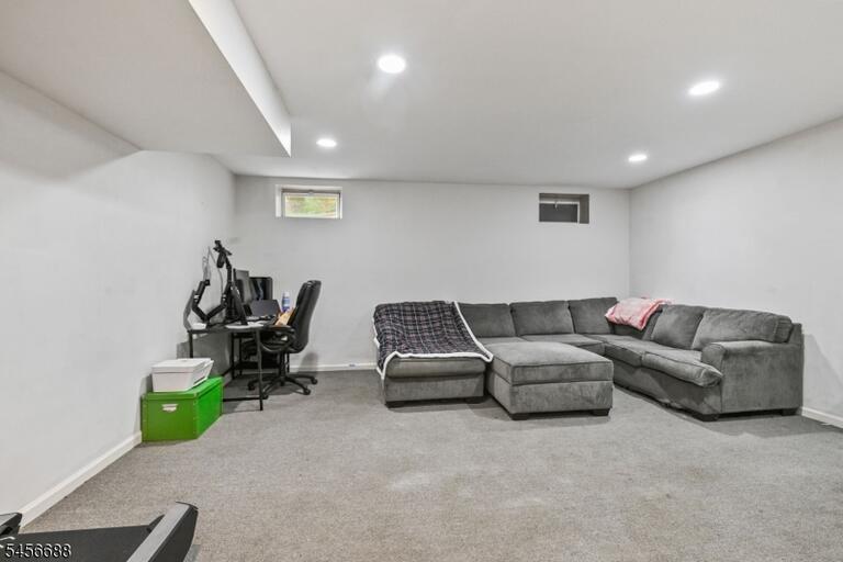 Property listing MLS 4049487 photo 21