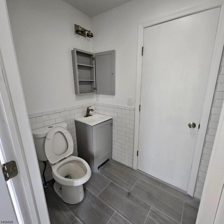 Property listing MLS 4049494 photo 34