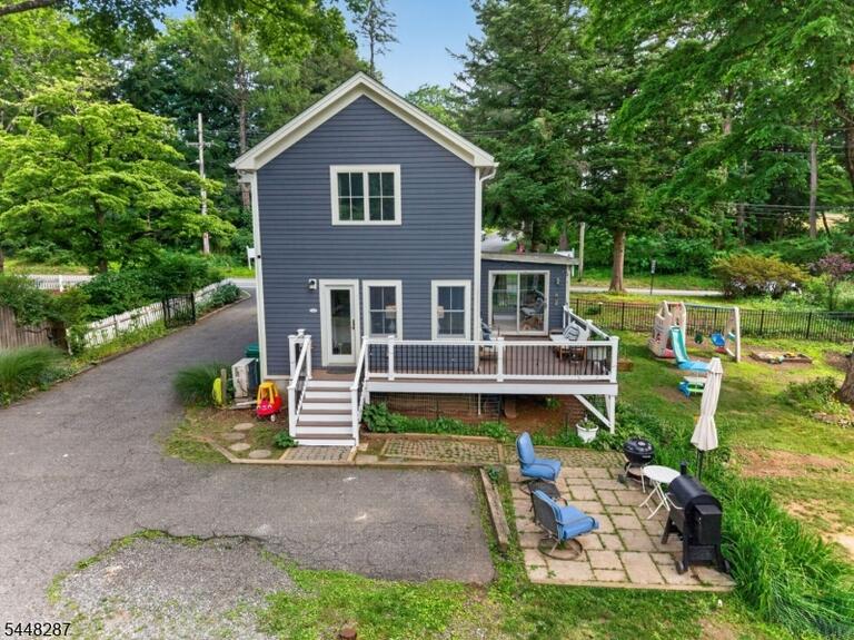 Property listing MLS 4049513 photo 26