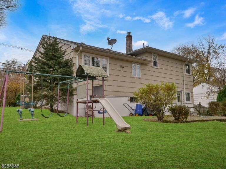 Property listing MLS 4049524 photo 26