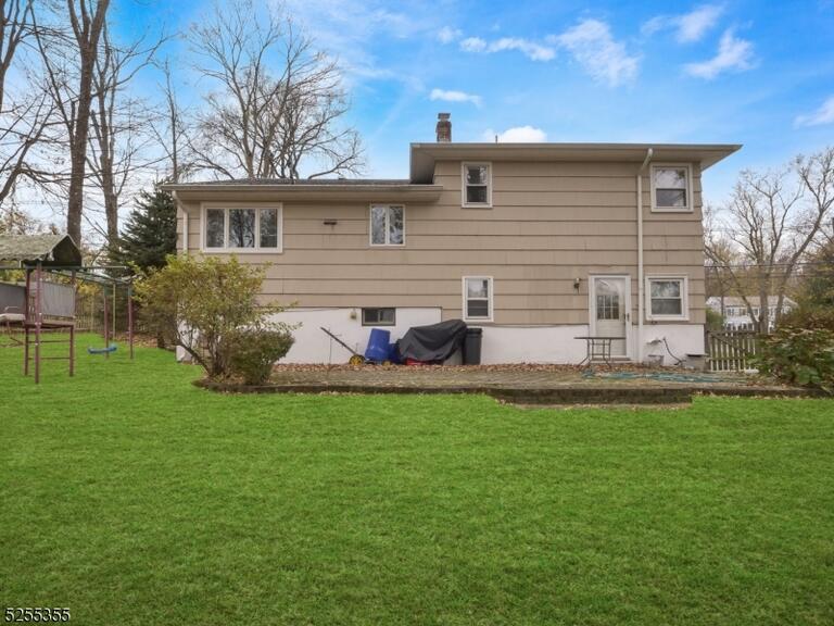 Property listing MLS 4049524 photo 27