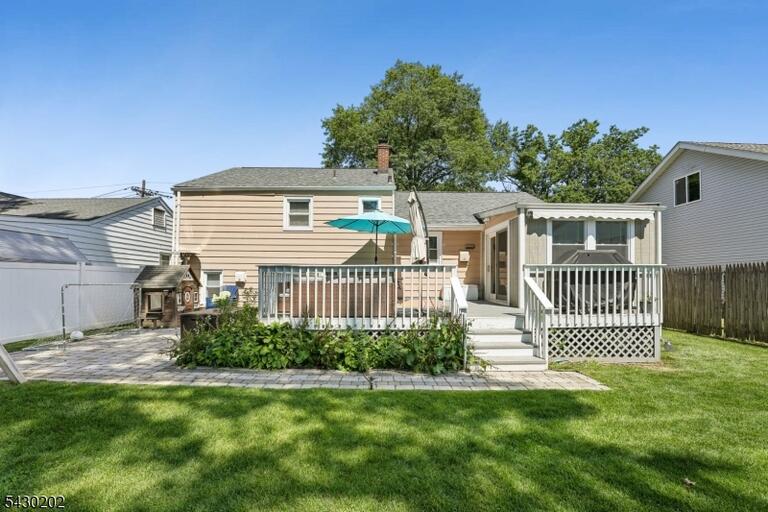 Property listing MLS 4049528 photo 33