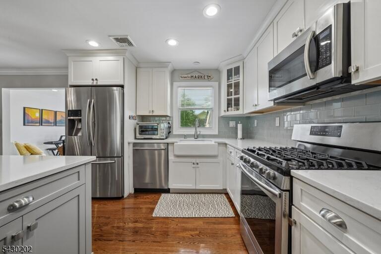 Property listing MLS 4049528 photo 8