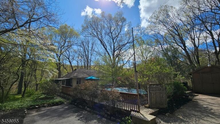 Property listing MLS 4049533 photo 1