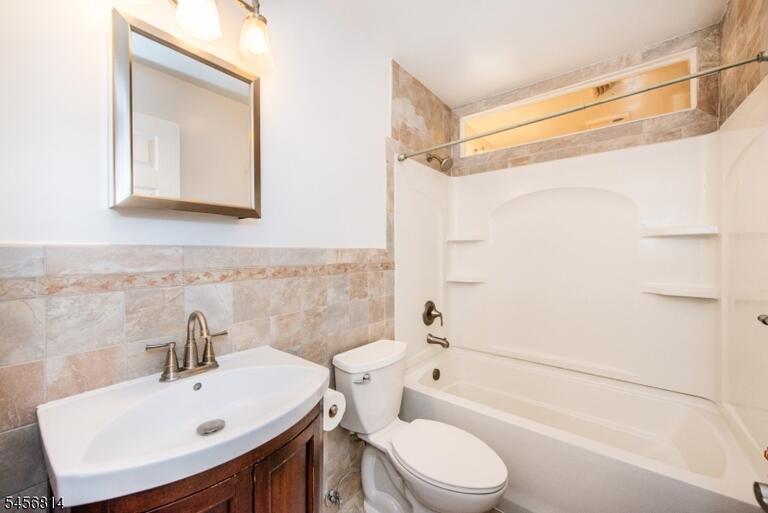 Property listing MLS 4049540 photo 17