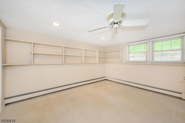 Property listing MLS 4049540 photo 27