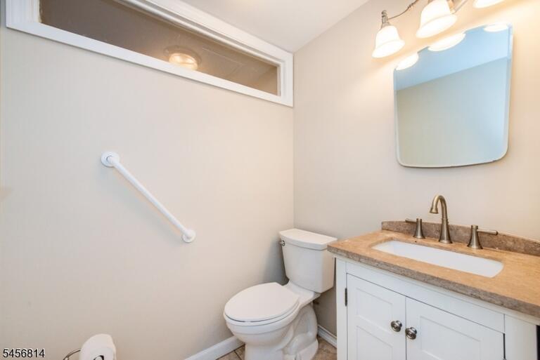 Property listing MLS 4049540 photo 29