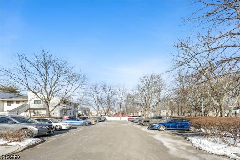 Property listing MLS 4049560 photo 9