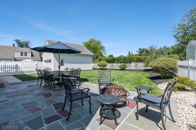 Property listing MLS 4049562 photo 37