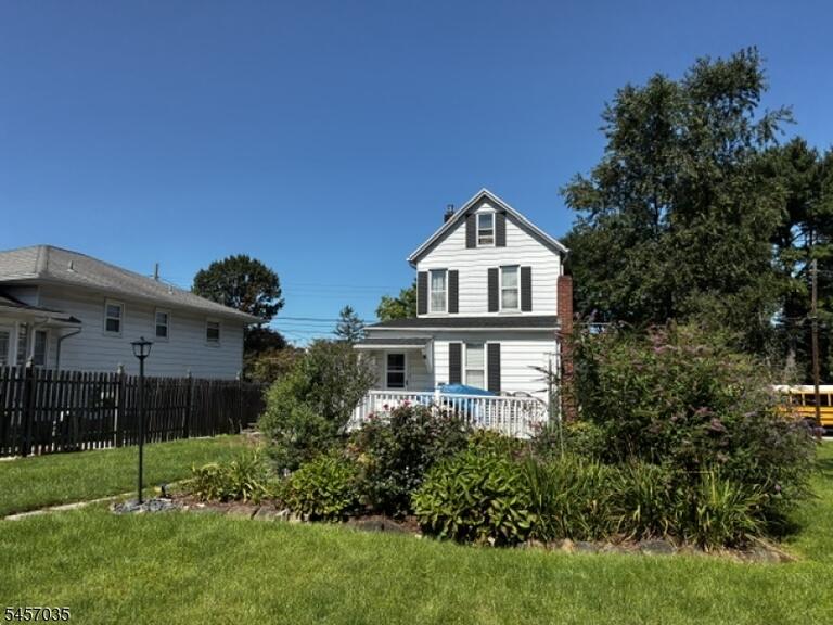 Property listing MLS 4049586 photo 1