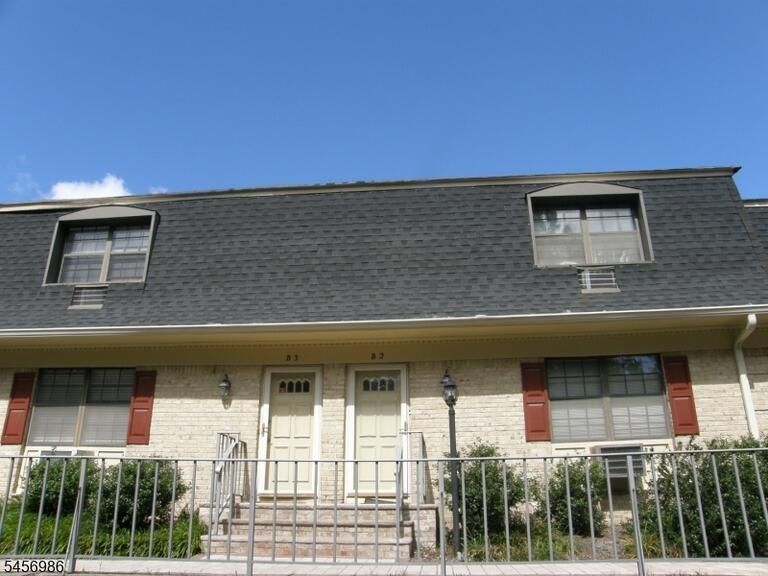 Property listing MLS 4049588 photo 1
