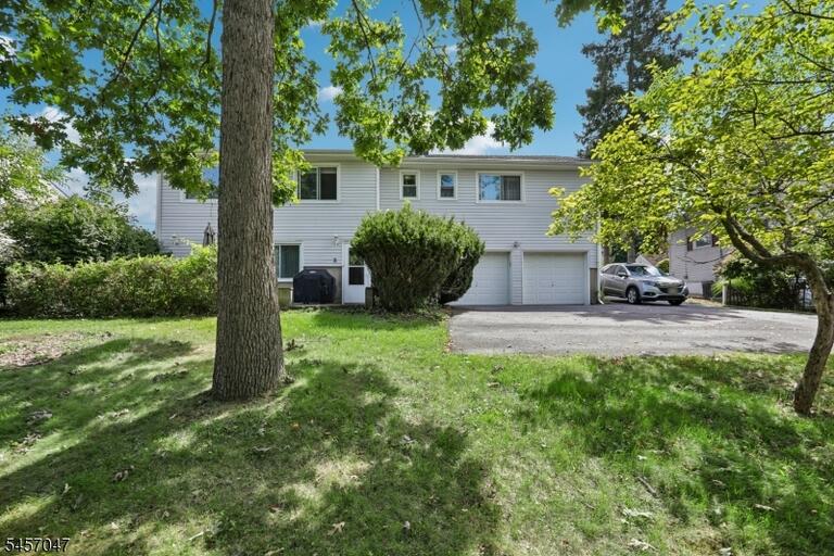 Property listing MLS 4049592 photo 29