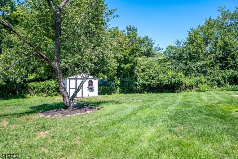 Property listing MLS 4049600 photo 18