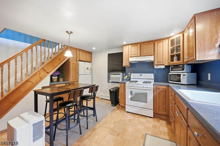 Property listing MLS 4049604 photo 12