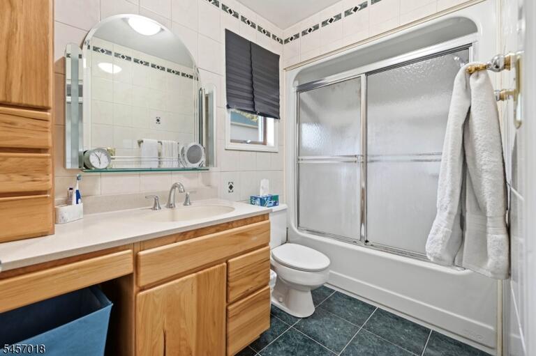 Property listing MLS 4049604 photo 29