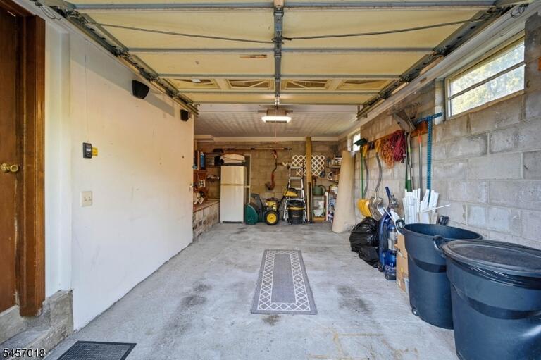 Property listing MLS 4049604 photo 43