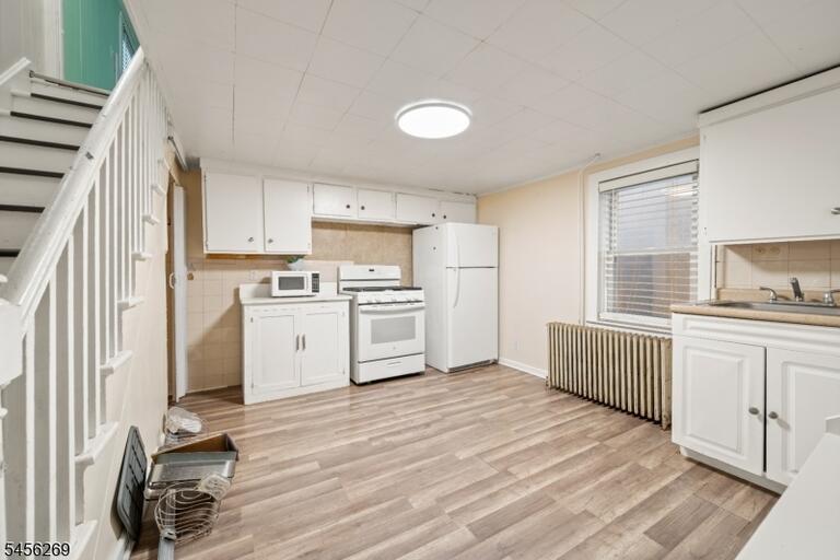 Property listing MLS 4049620 photo 11