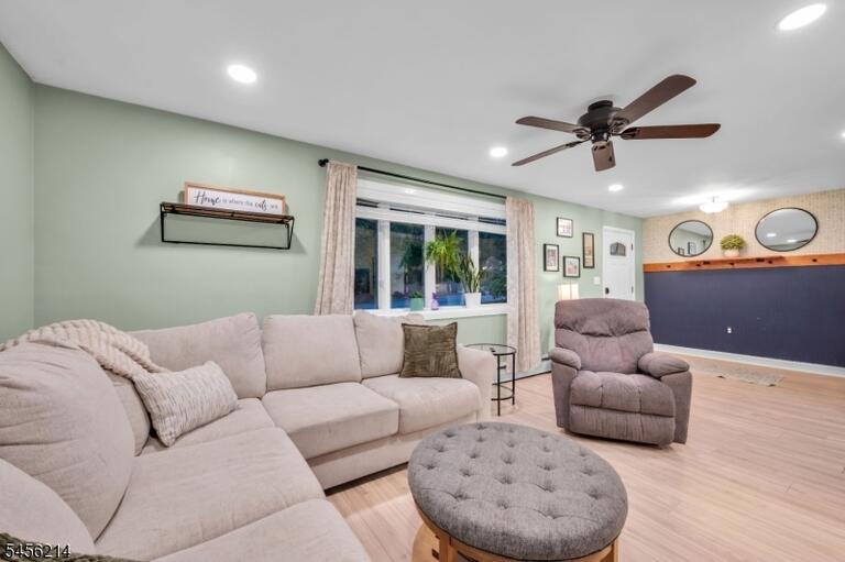 Property listing MLS 4049623 photo 15