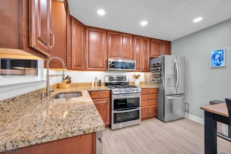 Property listing MLS 4049623 photo 21
