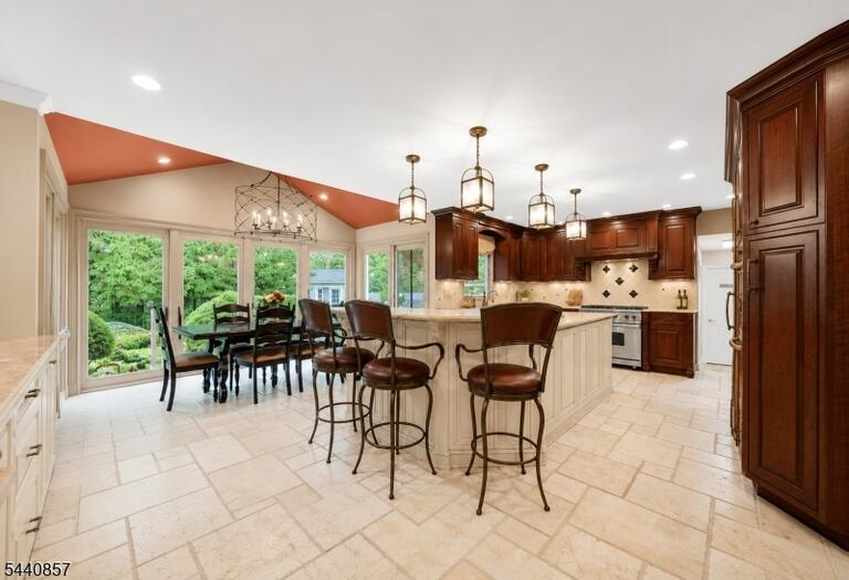 Property listing MLS 4049624 photo 7