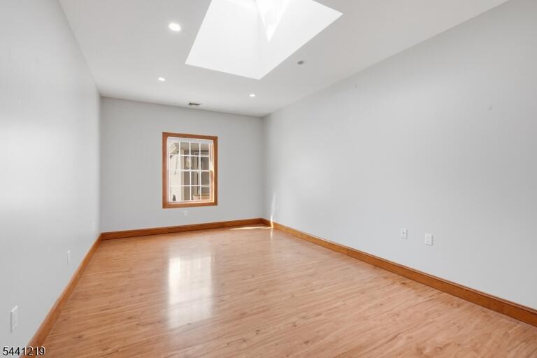 Property listing MLS 4049625 photo 13