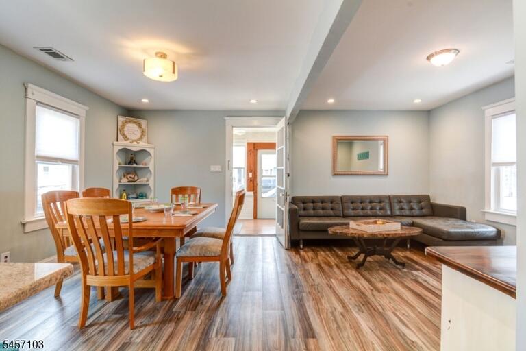 Property listing MLS 4049627 photo 8