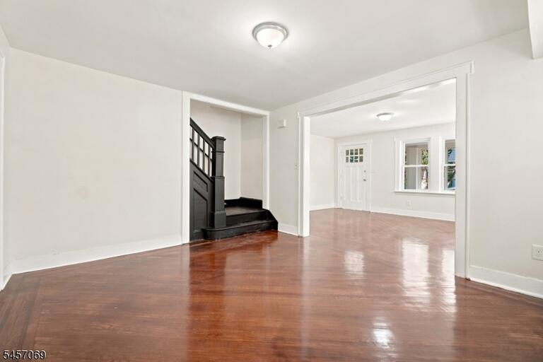 Property listing MLS 4049633 photo 13