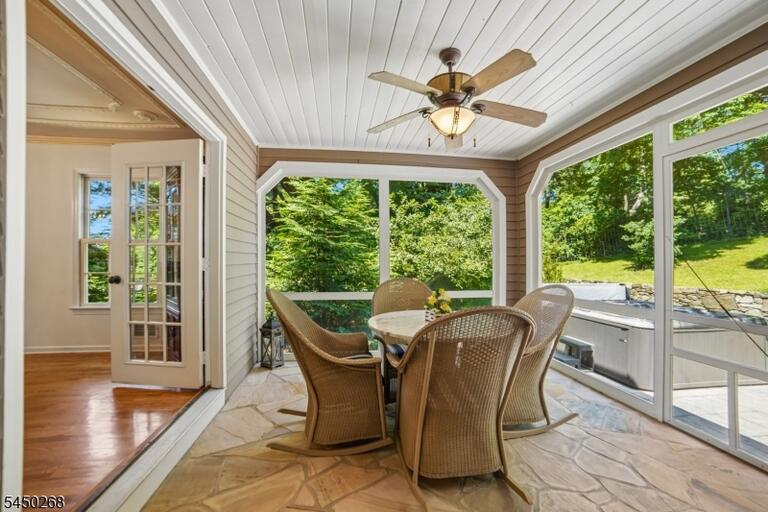 Property listing MLS 4049634 photo 14