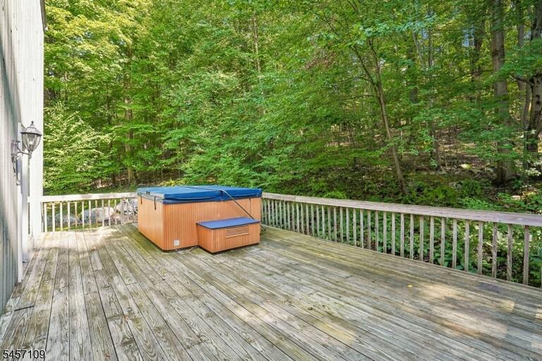 Property listing MLS 4049640 photo 35
