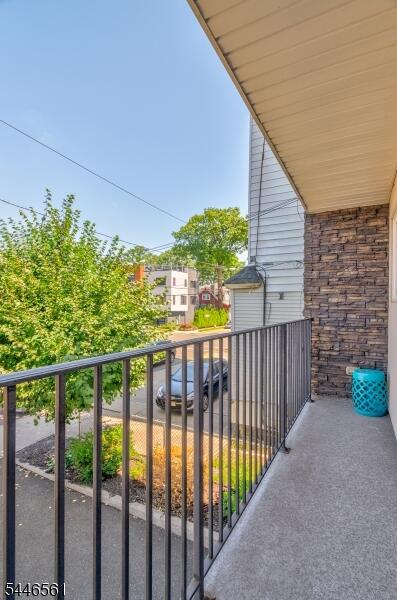 Property listing MLS 4049645 photo 17
