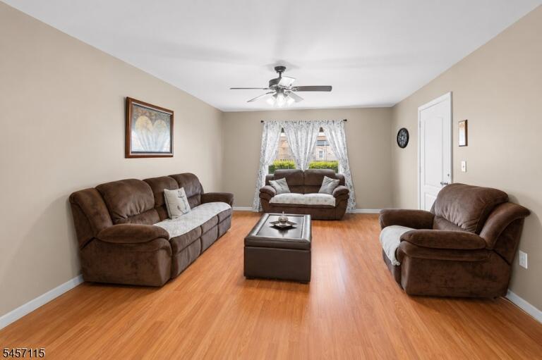 Property listing MLS 4049650 photo 11