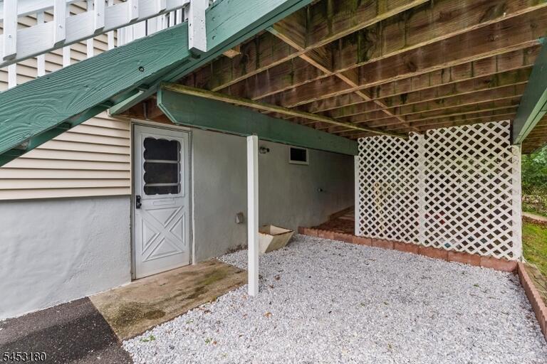 Property listing MLS 4049658 photo 24