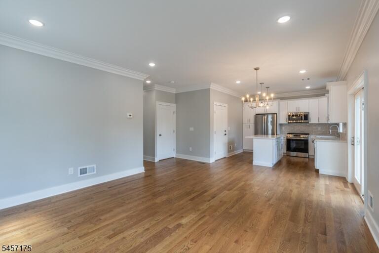 Property listing MLS 4049676 photo 7