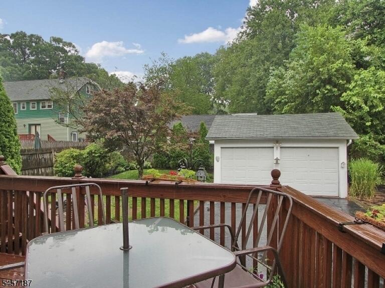 Property listing MLS 4049699 photo 18