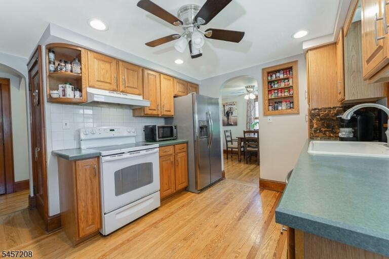 Property listing MLS 4049716 photo 10