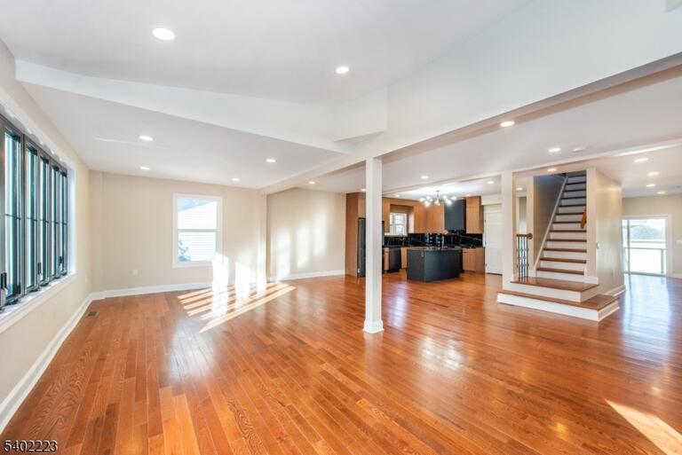 Property listing MLS 4049720 photo 10