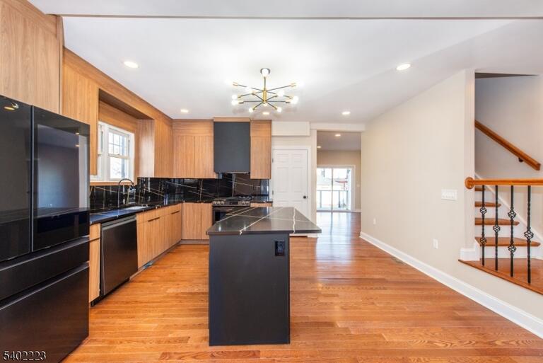Property listing MLS 4049720 photo 15