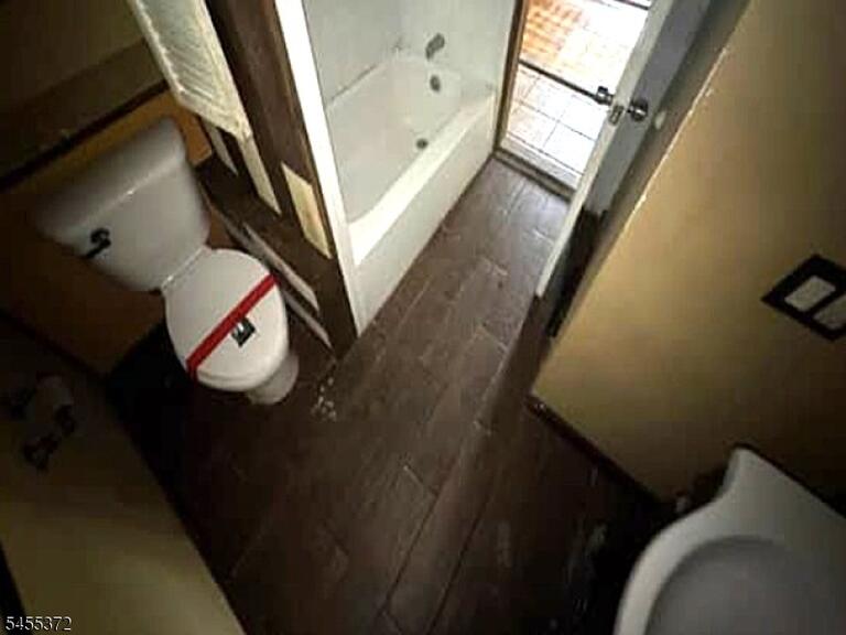 Property listing MLS 4049730 photo 8