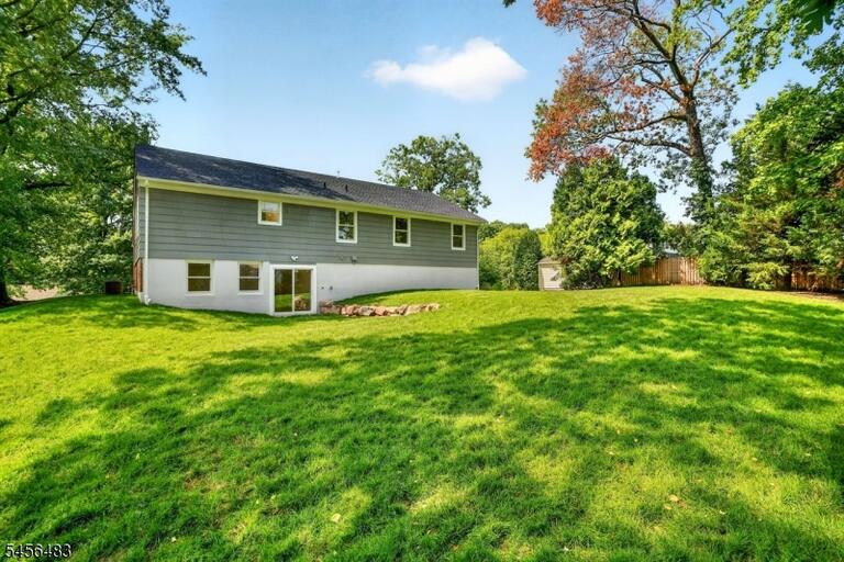 Property listing MLS 4049752 photo 7