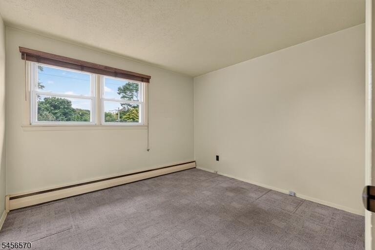 Property listing MLS 4049778 photo 15