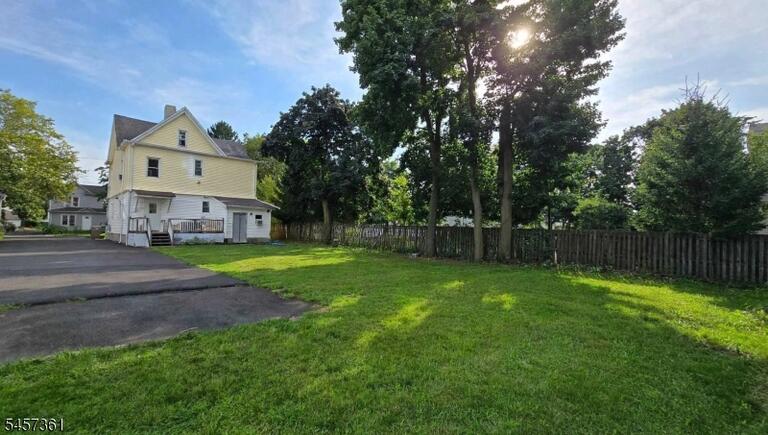 Property listing MLS 4049784 photo 4