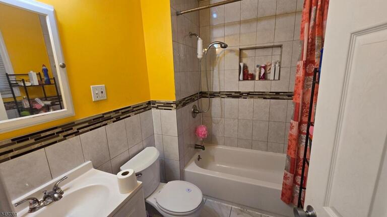 Property listing MLS 4049784 photo 9