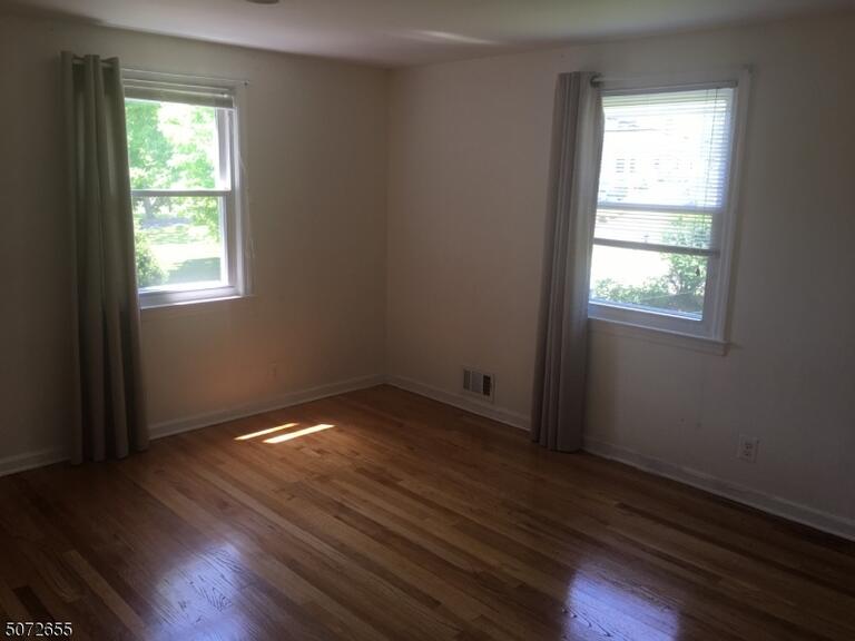 Property listing MLS 4049786 photo 14