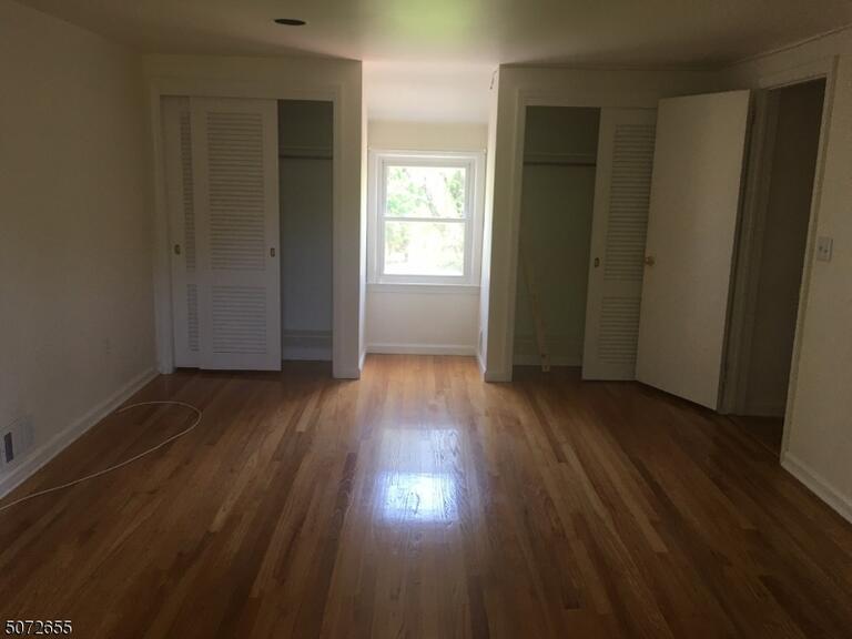 Property listing MLS 4049786 photo 15