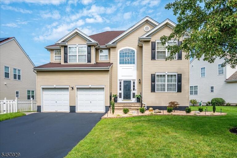 Property listing MLS 4049797 photo 1