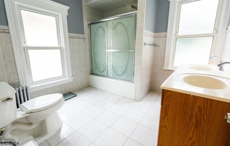 Property listing MLS 4049806 photo 18