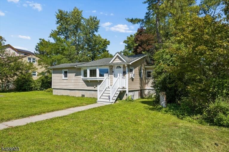Property listing MLS 4049810 photo 11