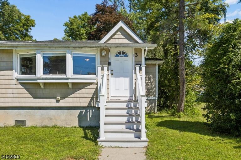 Property listing MLS 4049810 photo 13